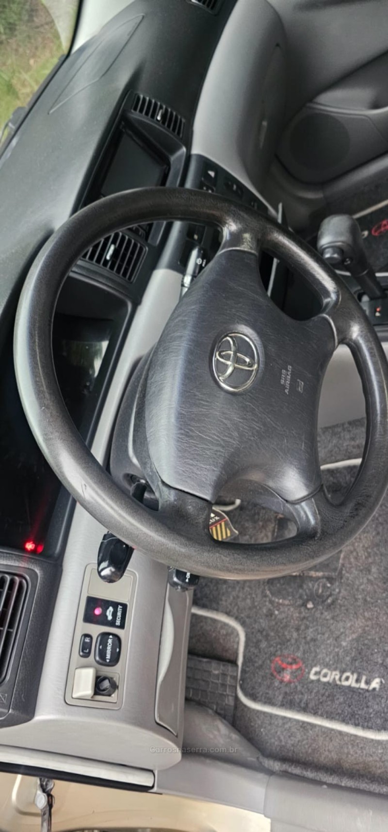 COROLLA 1.8 SE-G 16V GASOLINA 4P AUTOMÁTICO - 2004 - IVOTI