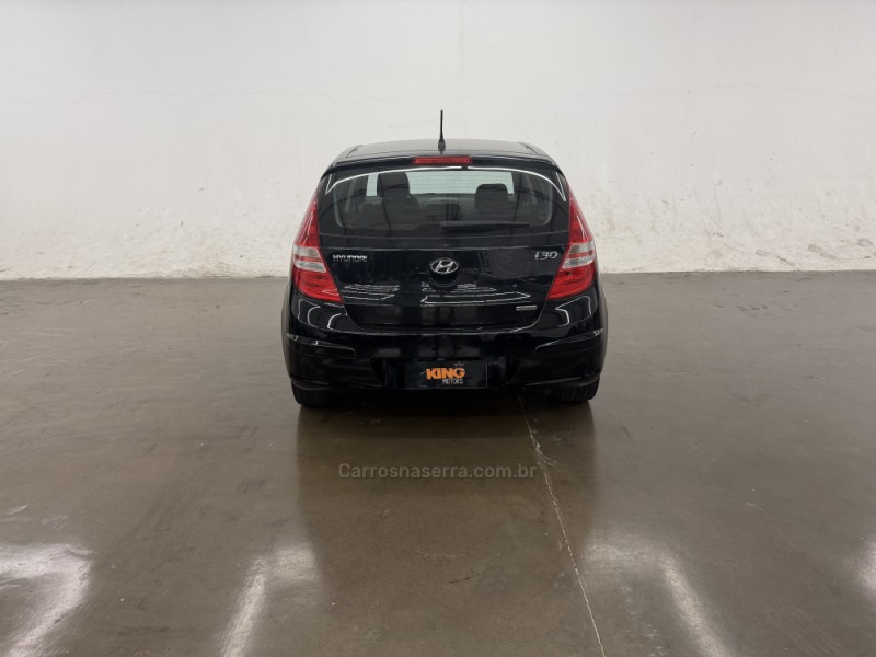 I30 2.0 MPI 16V GASOLINA 4P MANUAL - 2010 - CAXIAS DO SUL
