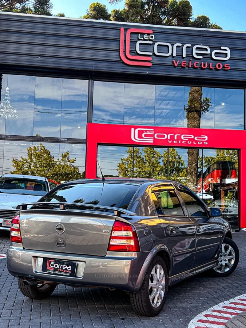 ASTRA 2.0 MPFI ADVANTAGE 8V FLEX 4P MANUAL - 2011 - CANELA