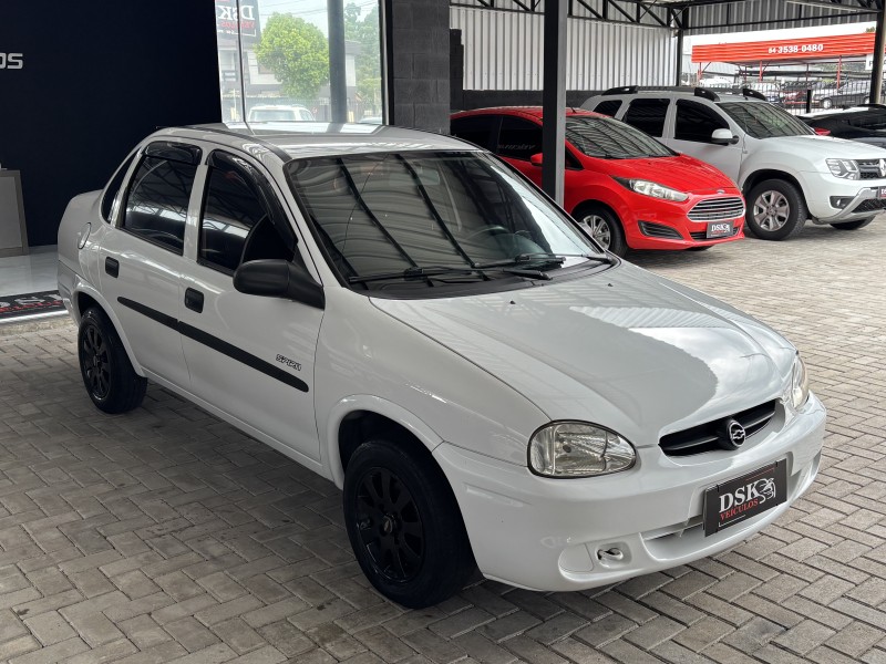 CLASSIC 1.0 MPFI SPIRIT 8V GASOLINA 4P MANUAL - 2005 - CAXIAS DO SUL