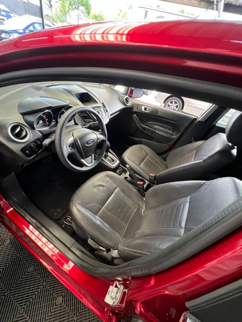FIESTA 1.6 TITANIUM HATCH 16V FLEX 4P AUTOMÁTICO - 2015 - PASSO FUNDO