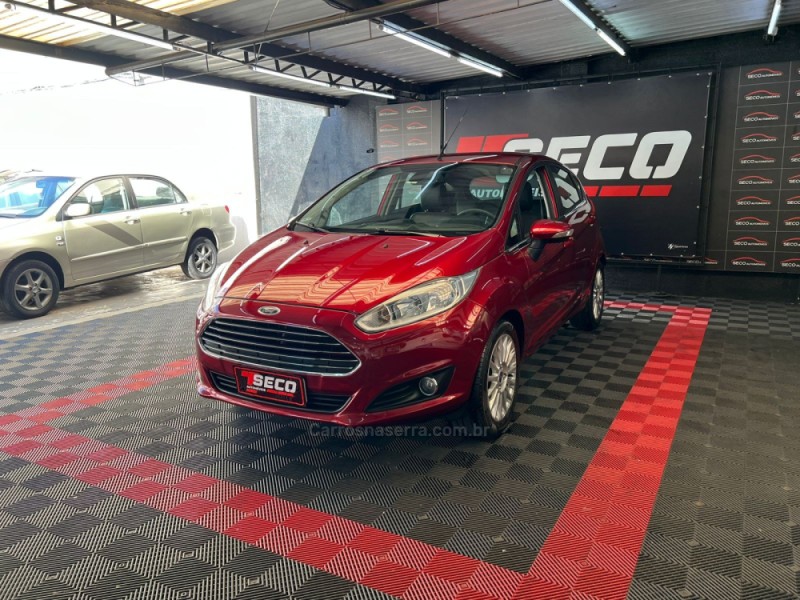 FIESTA 1.6 TITANIUM HATCH 16V FLEX 4P AUTOMÁTICO - 2015 - PASSO FUNDO