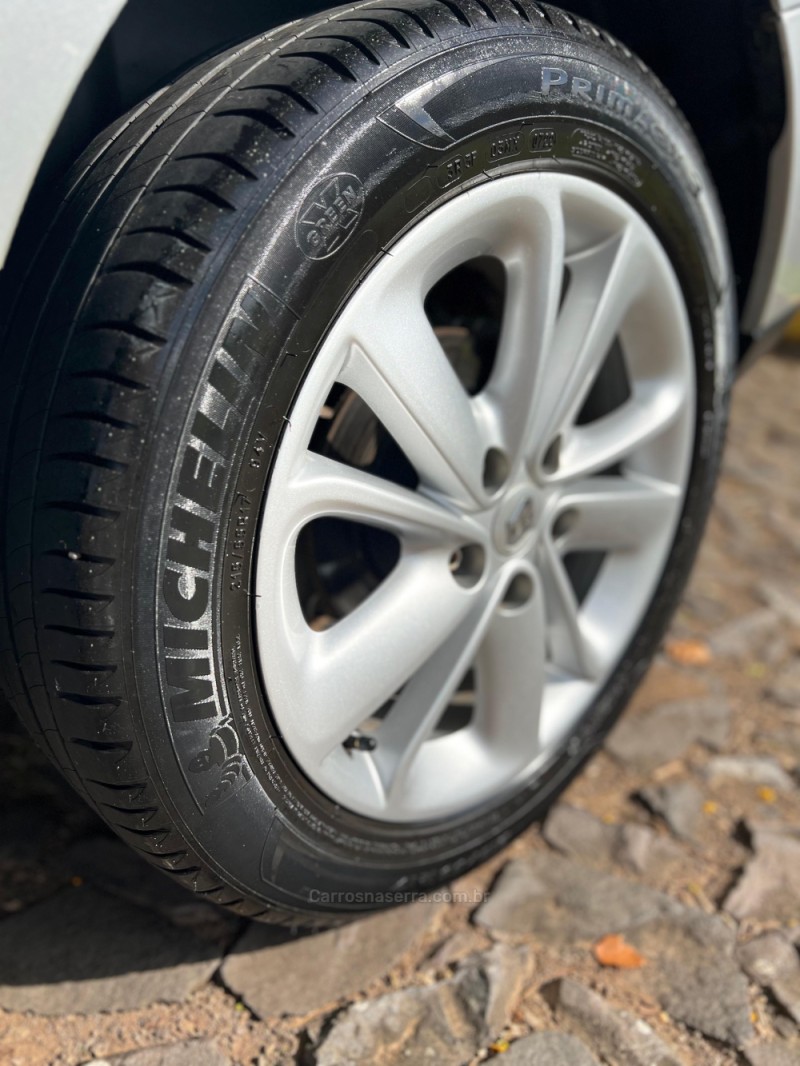 FLUENCE 2.0 PRIVILÉGE 16V FLEX 4P AUTOMÁTICO - 2016 - DOIS IRMãOS