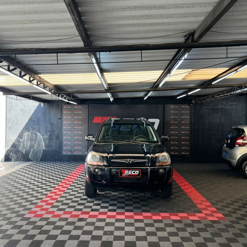 TUCSON 2.0 MPFI GLS 16V 143CV 2WD GASOLINA 4P AUTOMÁTICO - 2010 - PASSO FUNDO