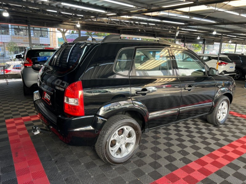 TUCSON 2.0 MPFI GLS 16V 143CV 2WD GASOLINA 4P AUTOMÁTICO - 2010 - PASSO FUNDO