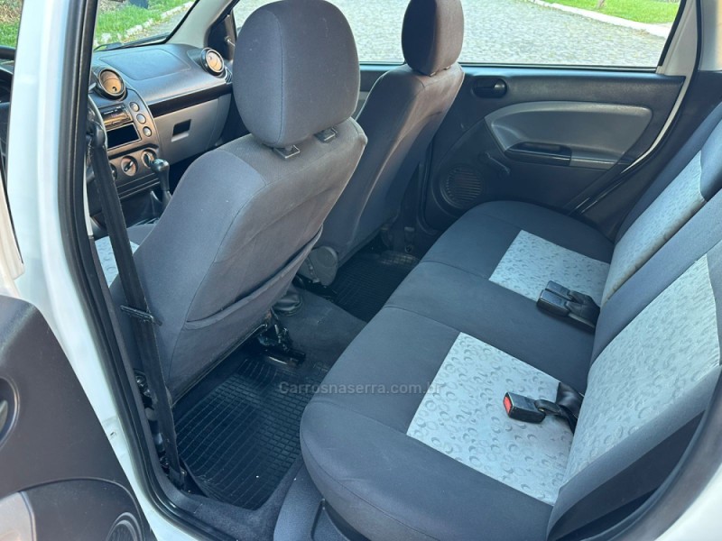 FIESTA 1.0 MPI 8V GASOLINA 4P MANUAL - 2010 - FARROUPILHA