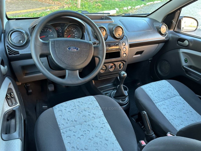 FIESTA 1.0 MPI 8V GASOLINA 4P MANUAL - 2010 - FARROUPILHA