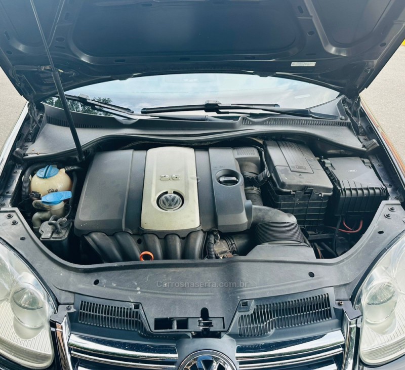 JETTA 2.5 I 20V 170CV GASOLINA 4P TIPTRONIC - 2008 - FARROUPILHA
