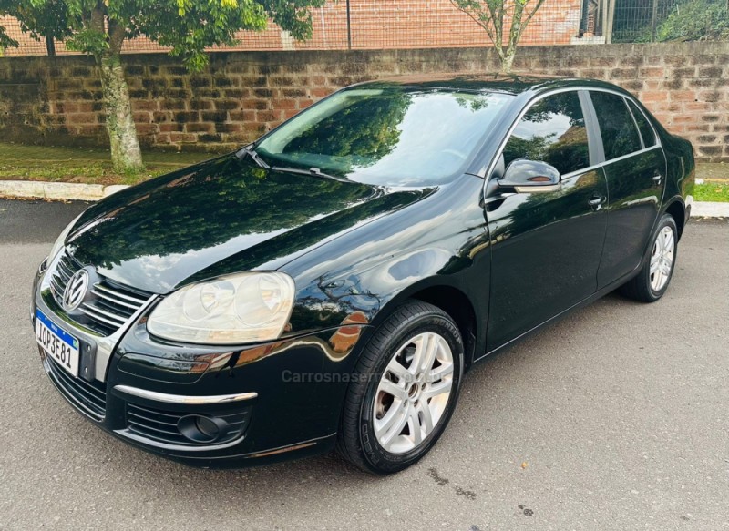 jetta 2.5 i 20v 170cv gasolina 4p tiptronic 2008 farroupilha
