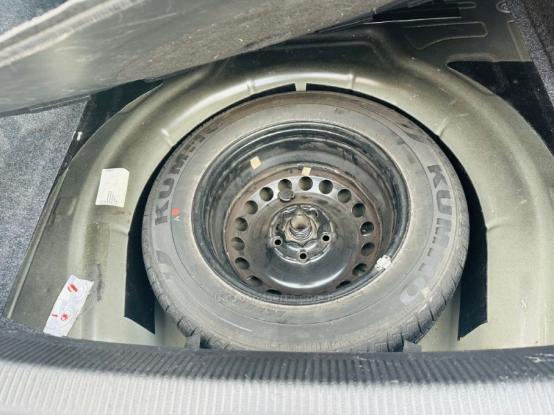 JETTA 2.5 I 20V 170CV GASOLINA 4P TIPTRONIC - 2008 - FARROUPILHA