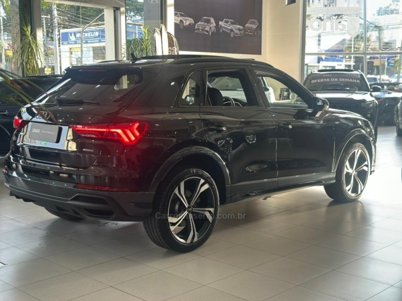 Q3 2.0 TFSI PERFORMANCE BLACK QUATTRO GASOLINA 4P AUTOMÁTICO - 2024 - NOVO HAMBURGO
