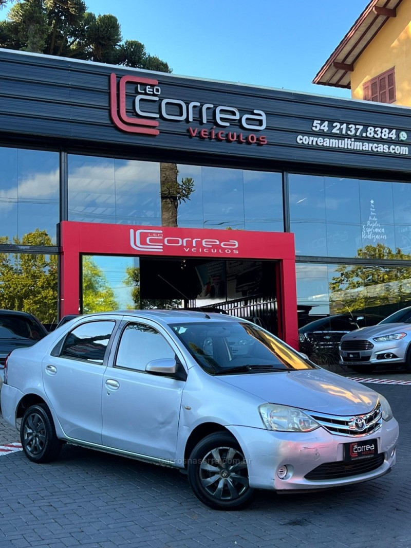 etios 1.5 xs sedan 16v flex 4p manual 2016 canela