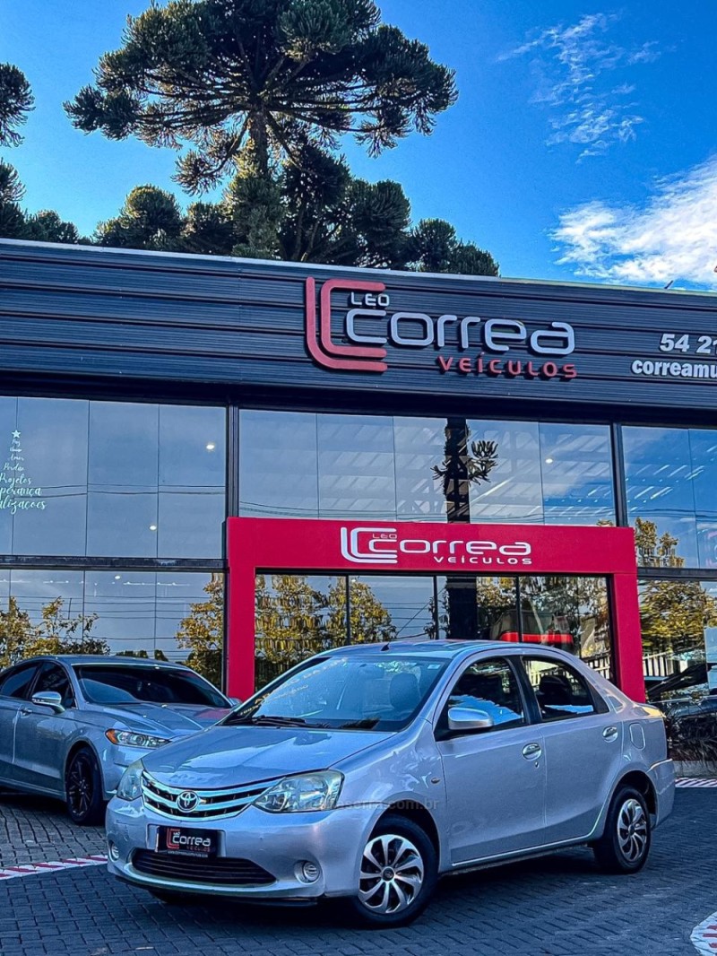 ETIOS 1.5 XS SEDAN 16V FLEX 4P MANUAL - 2016 - CANELA