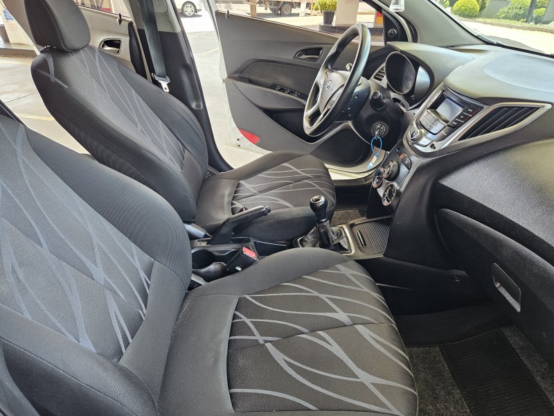 HB20 1.0 COMFORT 12V FLEX 4P MANUAL - 2014 - CAXIAS DO SUL