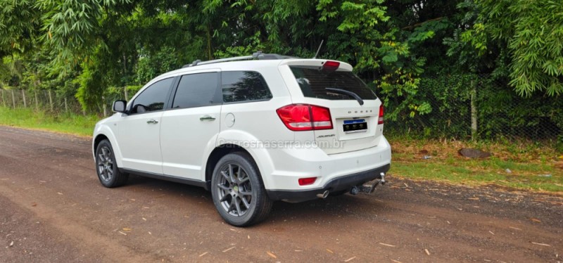 JOURNEY 3.6 RT V6 GASOLINA 4P AUTOMÁTICO - 2015 - IVOTI