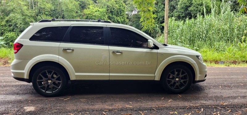 JOURNEY 3.6 RT V6 GASOLINA 4P AUTOMÁTICO - 2015 - IVOTI