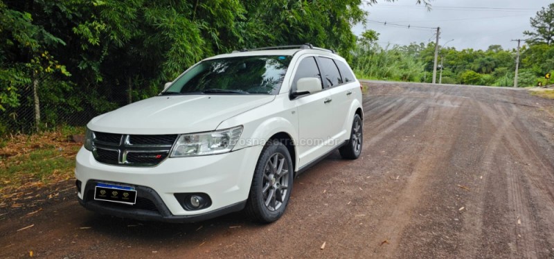 JOURNEY 3.6 RT V6 GASOLINA 4P AUTOMÁTICO - 2015 - IVOTI