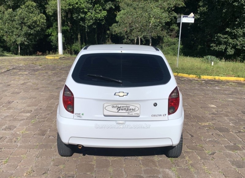 CELTA 1.0 MPFI LT 8V FLEX 4P MANUAL - 2014 - GUAPORé