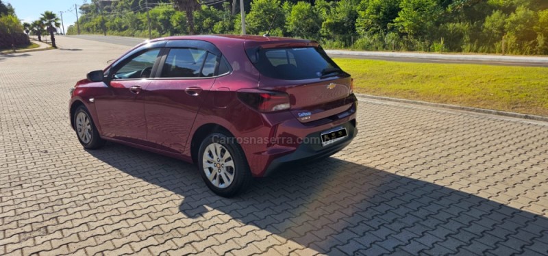 ONIX 1.0 LT 12V FLEX 4P MANUAL - 2020 - IVOTI