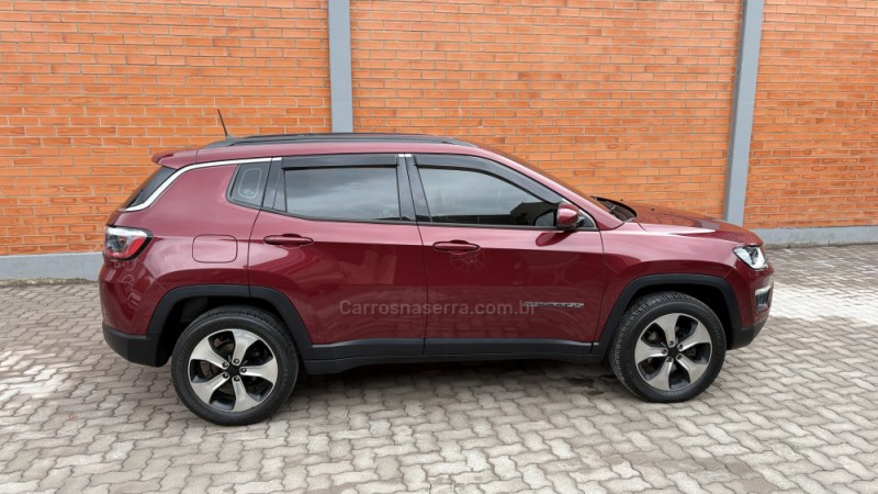COMPASS 2.0 16V DIESEL LONGITUDE 4X4 AUTOMÁTICO - 2018 - CAXIAS DO SUL
