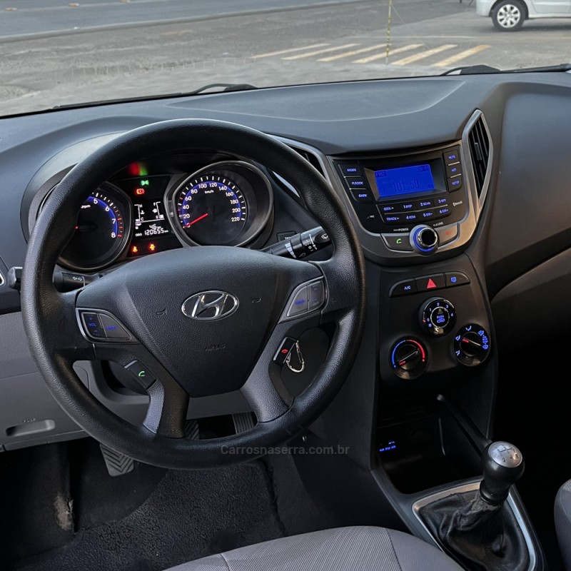 HB20S 1.0 COMFORT 12V FLEX 4P MANUAL - 2014 - VACARIA