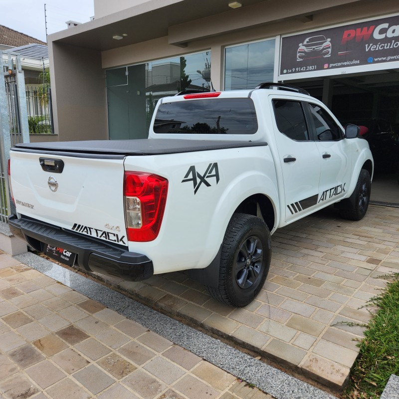 FRONTIER 2.3 ATTACK 4X4 CD BI-TURBO DIESEL 4P AUTOMÁTICO - 2020 - BENTO GONçALVES