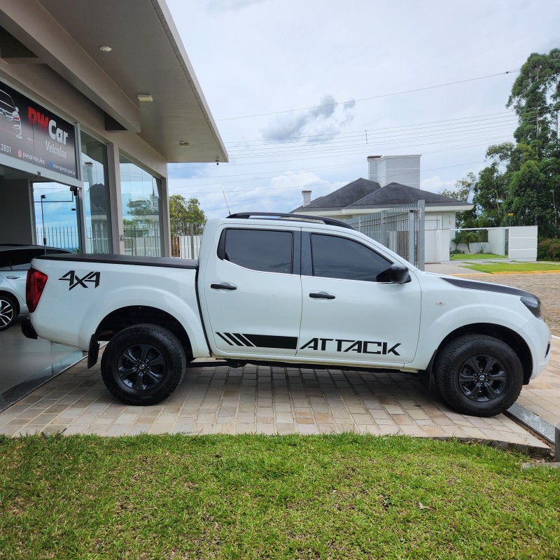 FRONTIER 2.3 ATTACK 4X4 CD BI-TURBO DIESEL 4P AUTOMÁTICO - 2020 - BENTO GONçALVES