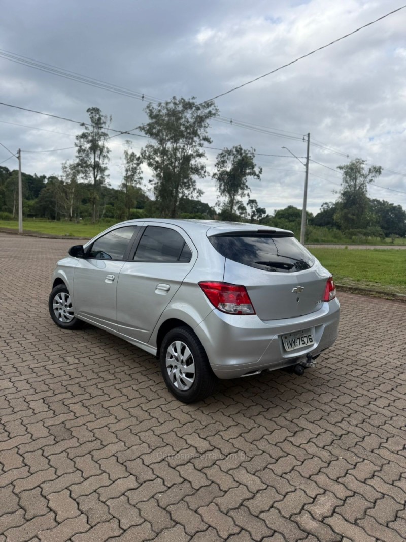 ONIX 1.0 MPFI LT 8V FLEX 4P MANUAL - 2015 - ARROIO DO MEIO