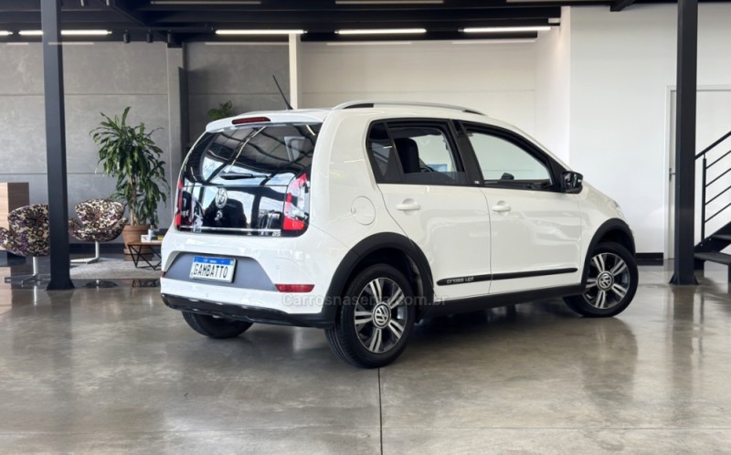 UP 1.0 TSI CROSS 12V FLEX 4P MANUAL - 2018 - BENTO GONçALVES