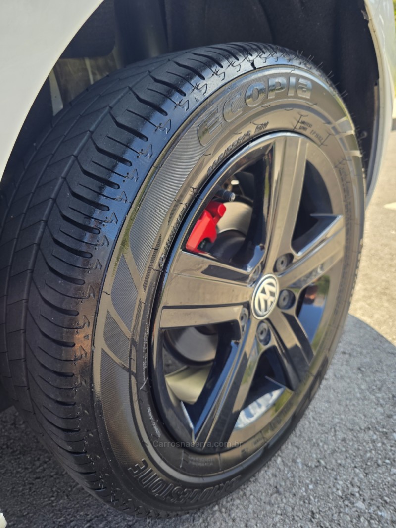 GOLF 1.4 TSI HIGHLINE 16V GASOLINA 4P MANUAL - 2017 - CAXIAS DO SUL