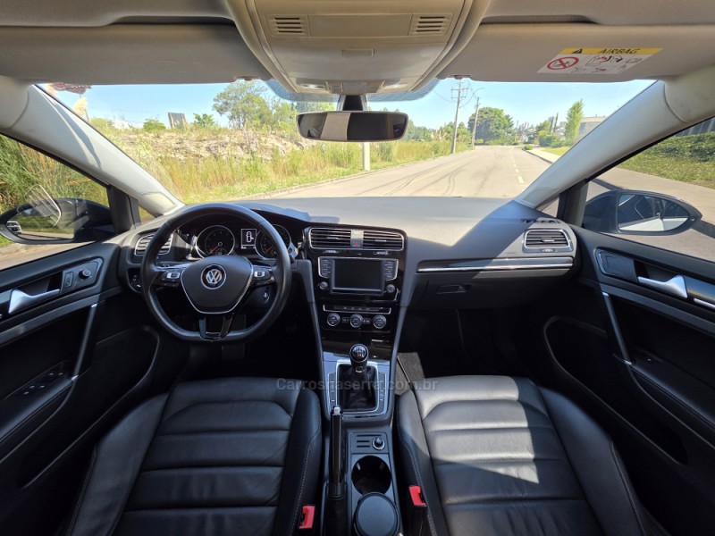 GOLF 1.4 TSI HIGHLINE 16V GASOLINA 4P MANUAL - 2017 - CAXIAS DO SUL