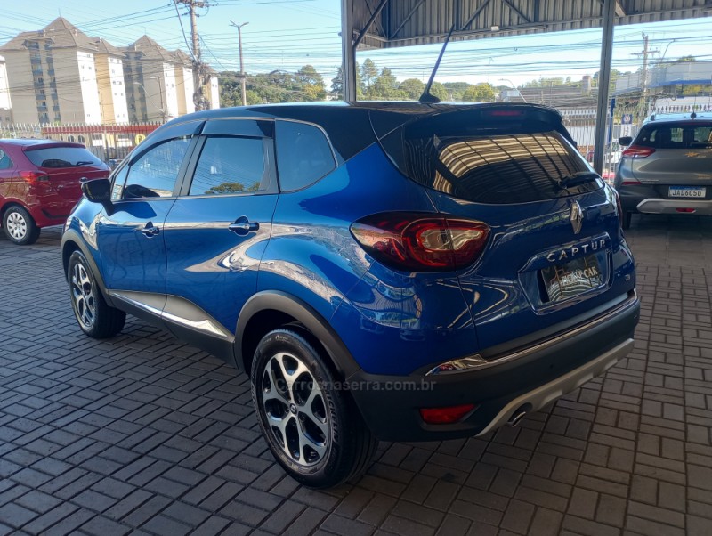 CAPTUR 1.3 INTENSE TURBO 16V FLEX 5P AUTOMÁTICO - 2022 - CAXIAS DO SUL