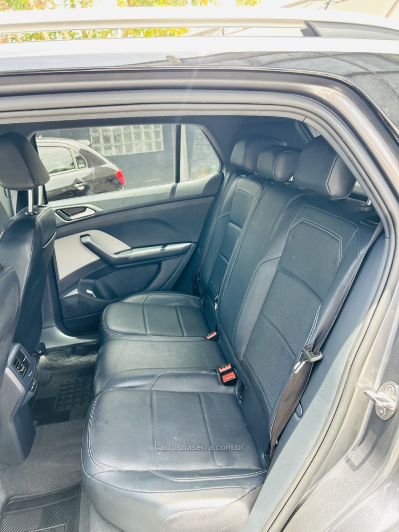 T-CROSS 1.4 HIGHLINE TSI 16V FLEX 4P AUTOMÁTICO - 2024 - CAXIAS DO SUL