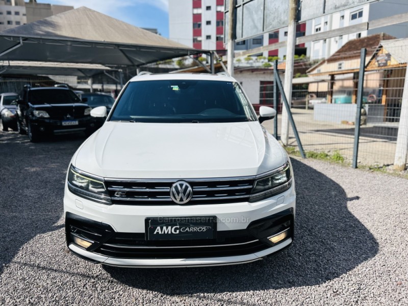 TIGUAN 2.0 ALLSPACE R-LINE 350 TSI 4X4 GASOLINA 4P - 2018 - CAXIAS DO SUL
