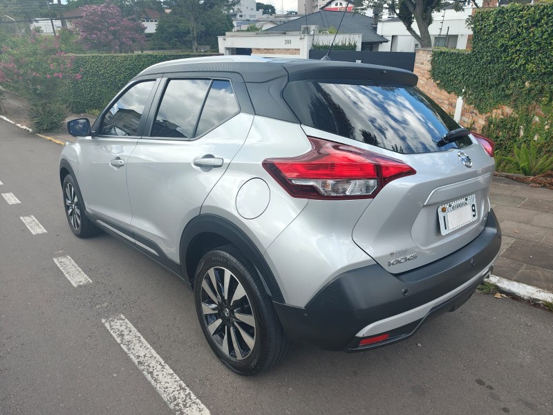 KICKS 1.6 16V FLEX SL PACK PLUS 4P XTRONIC - 2017 - FARROUPILHA