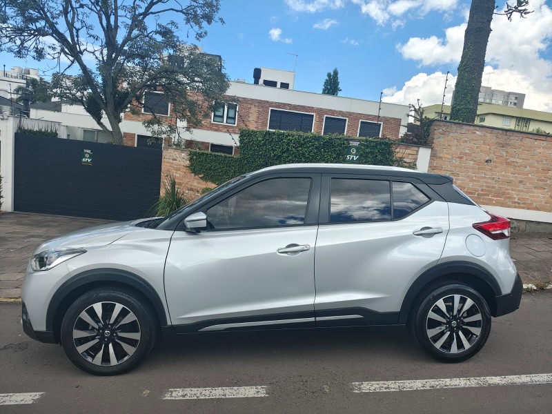KICKS 1.6 16V FLEX SL PACK PLUS 4P XTRONIC - 2017 - FARROUPILHA