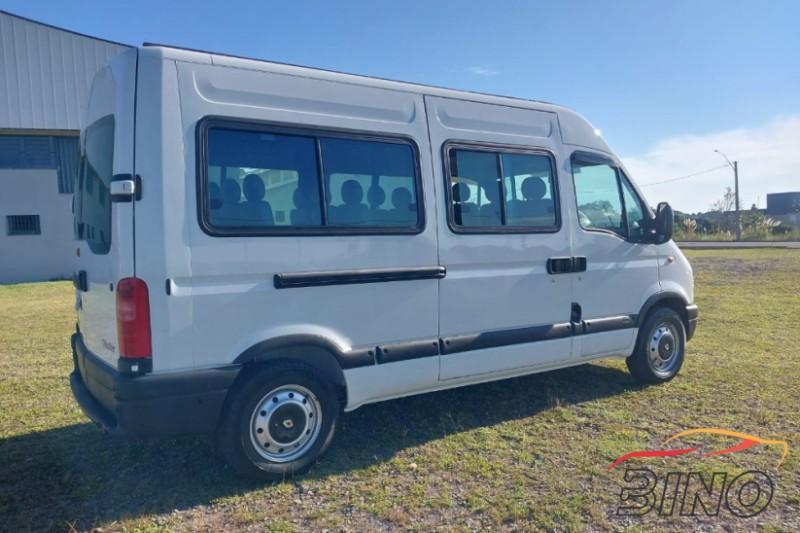 MASTER 2.5 DCI MINIBUS L3H2 16 LUGARES 16V DIESEL 3P MANUAL - 2006 - FARROUPILHA