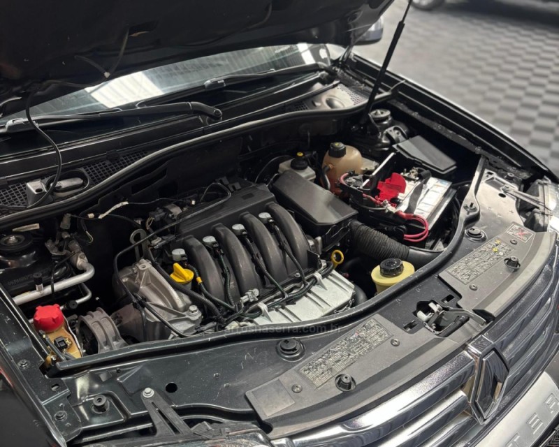 DUSTER 1.6 DYNAMIQUE 4X2 16V FLEX 4P MANUAL - 2013 - VACARIA