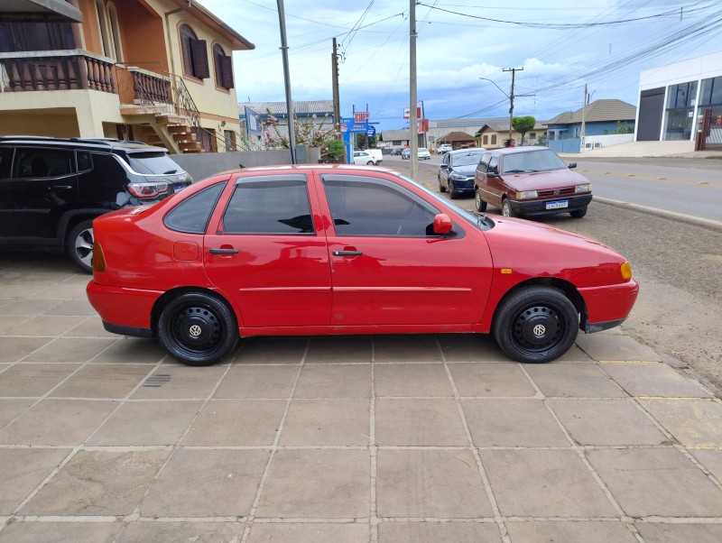 POLO 1.8 MI CLASSIC SEDAN 8V GASOLINA 4P MANUAL - 1998 - VACARIA