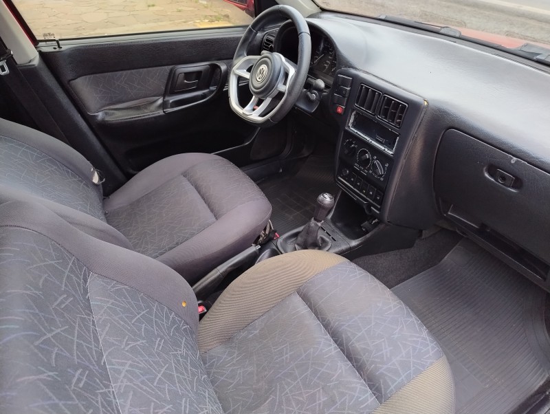 POLO 1.8 MI CLASSIC SEDAN 8V GASOLINA 4P MANUAL - 1998 - VACARIA