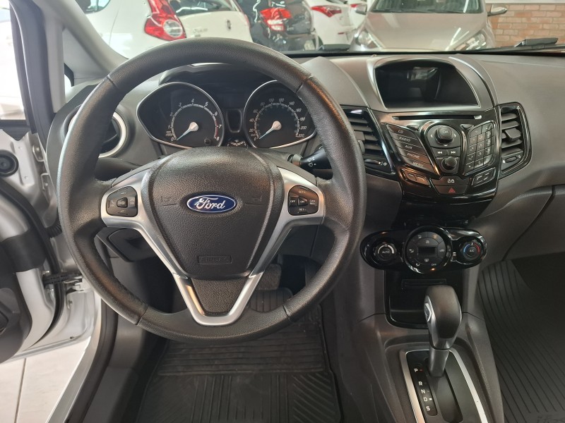 FIESTA 1.6 TITANIUM HATCH 16V FLEX 4P AUTOMÁTICO - 2016 - FARROUPILHA