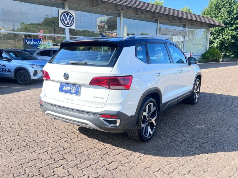 TAOS 1.4 16V HIGHLINE TSI FLEX 4P AUTOMÁTICO - 2024 - NOVA PETRóPOLIS