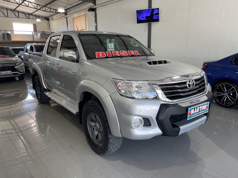 HILUX 3.0 STD 4X4 CD 16V TURBO INTERCOOLER DIESEL 4P MANUAL - 2013 - CAXIAS DO SUL