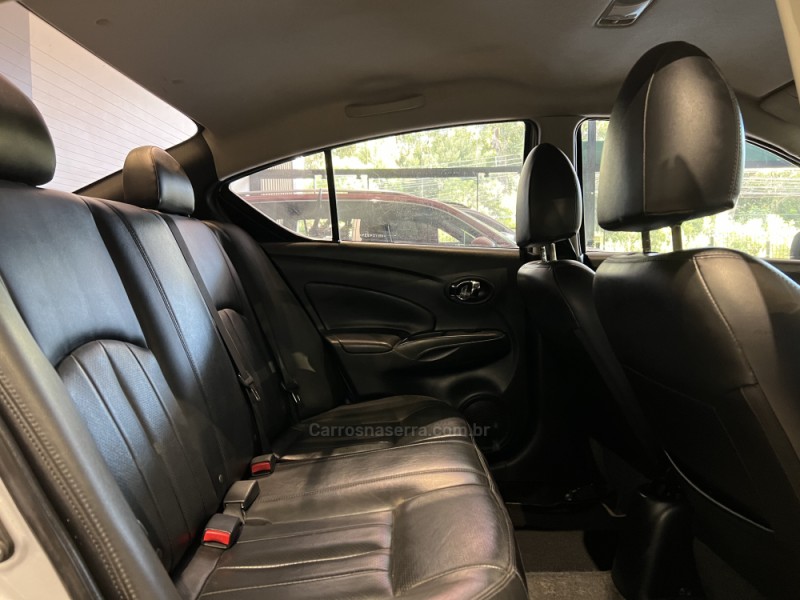 VERSA 1.6 16V FLEX UNIQUE 4P XTRONIC - 2017 - CAXIAS DO SUL