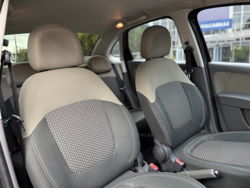 GRAND SIENA 1.6 MPI ESSENCE 16V FLEX 4P MANUAL - 2014 - PAROBé