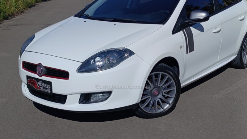 BRAVO 1.8 SPORTING 16V FLEX 4P MANUAL - 2013 - CAXIAS DO SUL