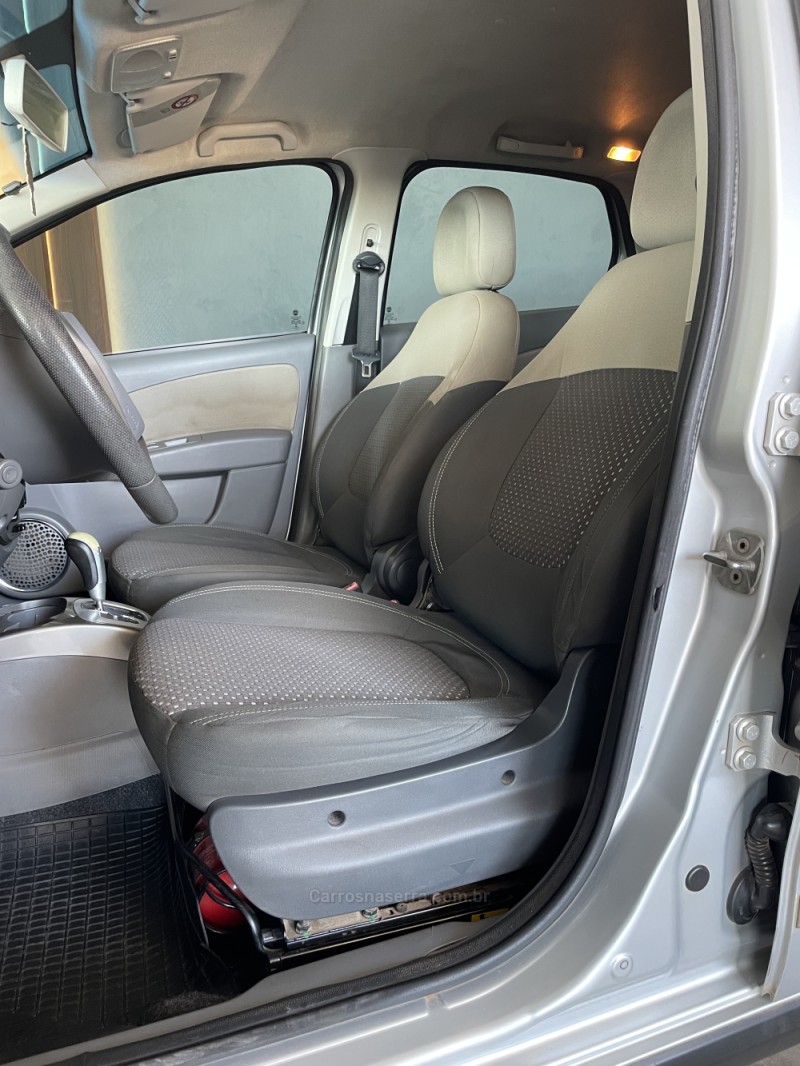 GRAND SIENA 1.6 MPI ESSENCE 16V FLEX 4P AUTOMATIZADO - 2013 - PAROBé