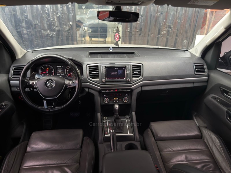 AMAROK 3.0 V6 TDI HIGHLINE CD DIESEL 4MOTION AUTOMÁTICO - 2018 - PORTãO