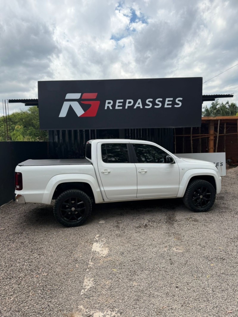 AMAROK 3.0 V6 TDI HIGHLINE CD DIESEL 4MOTION AUTOMÁTICO - 2018 - PORTãO