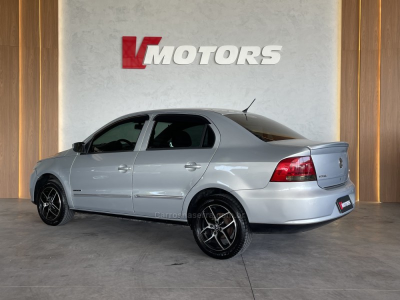 VOYAGE 1.6 MI COMFORTLINE 8V FLEX 4P MANUAL - 2010 - PAROBé